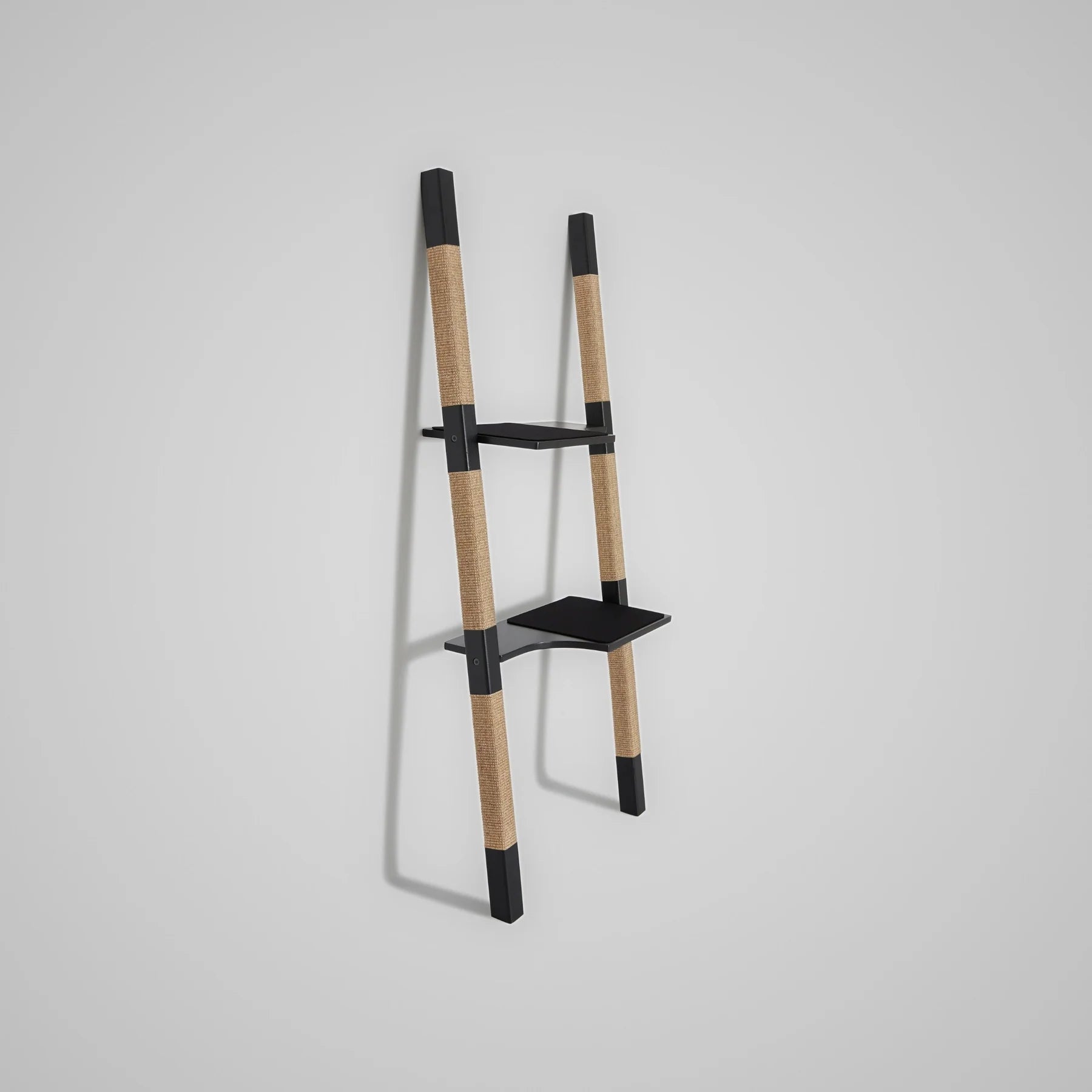 H-Tree H2 – vertical cat tree design pour salons contemporains