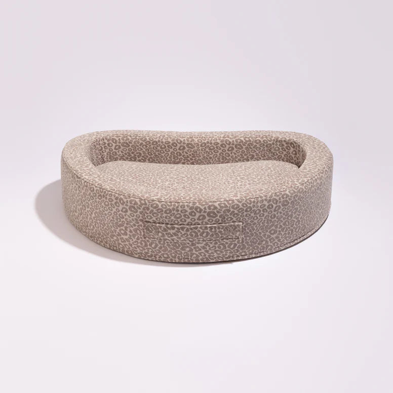 lit pour chien confortable et décoratif motif leo