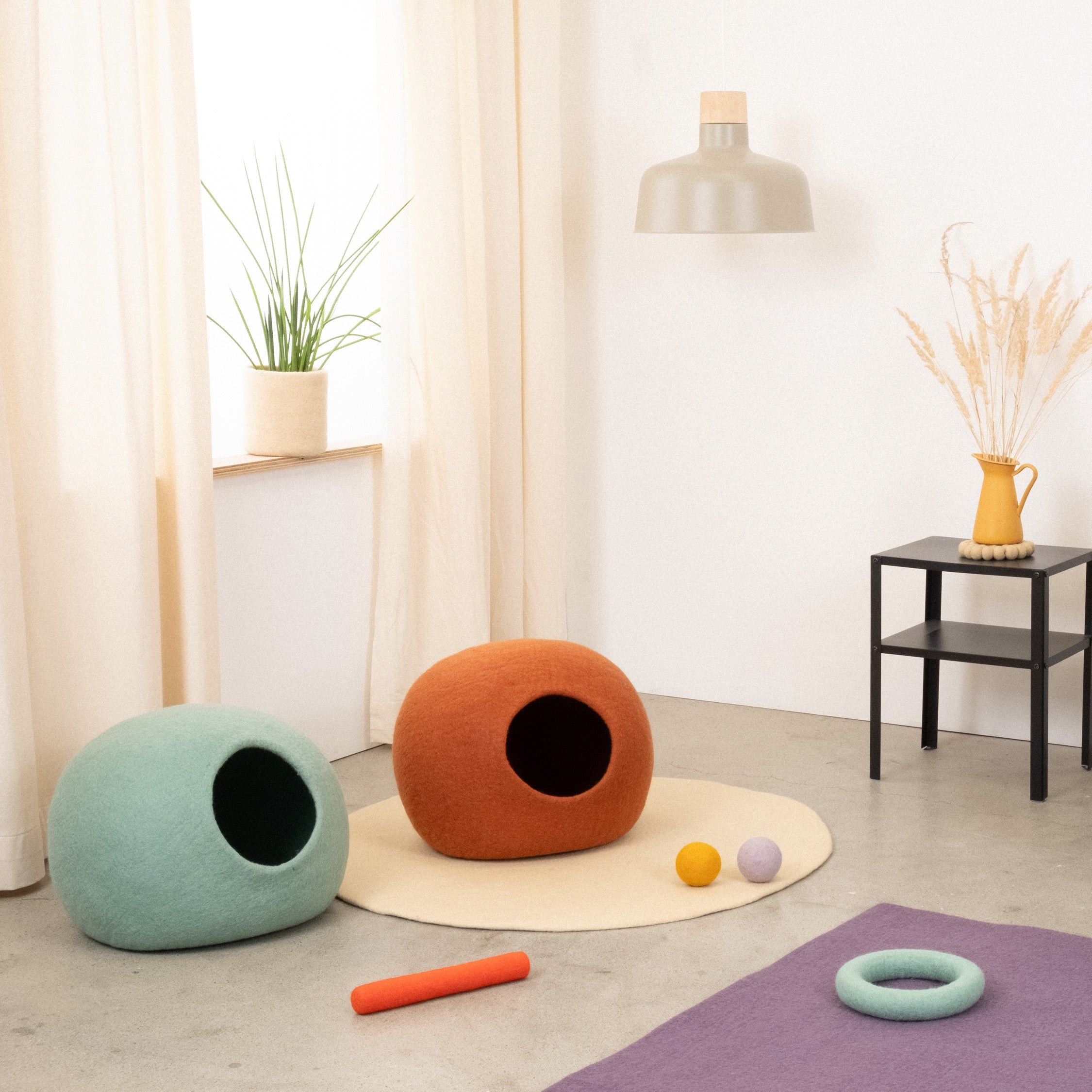 Fine – Grotte pour Chat en Laine Feutrée