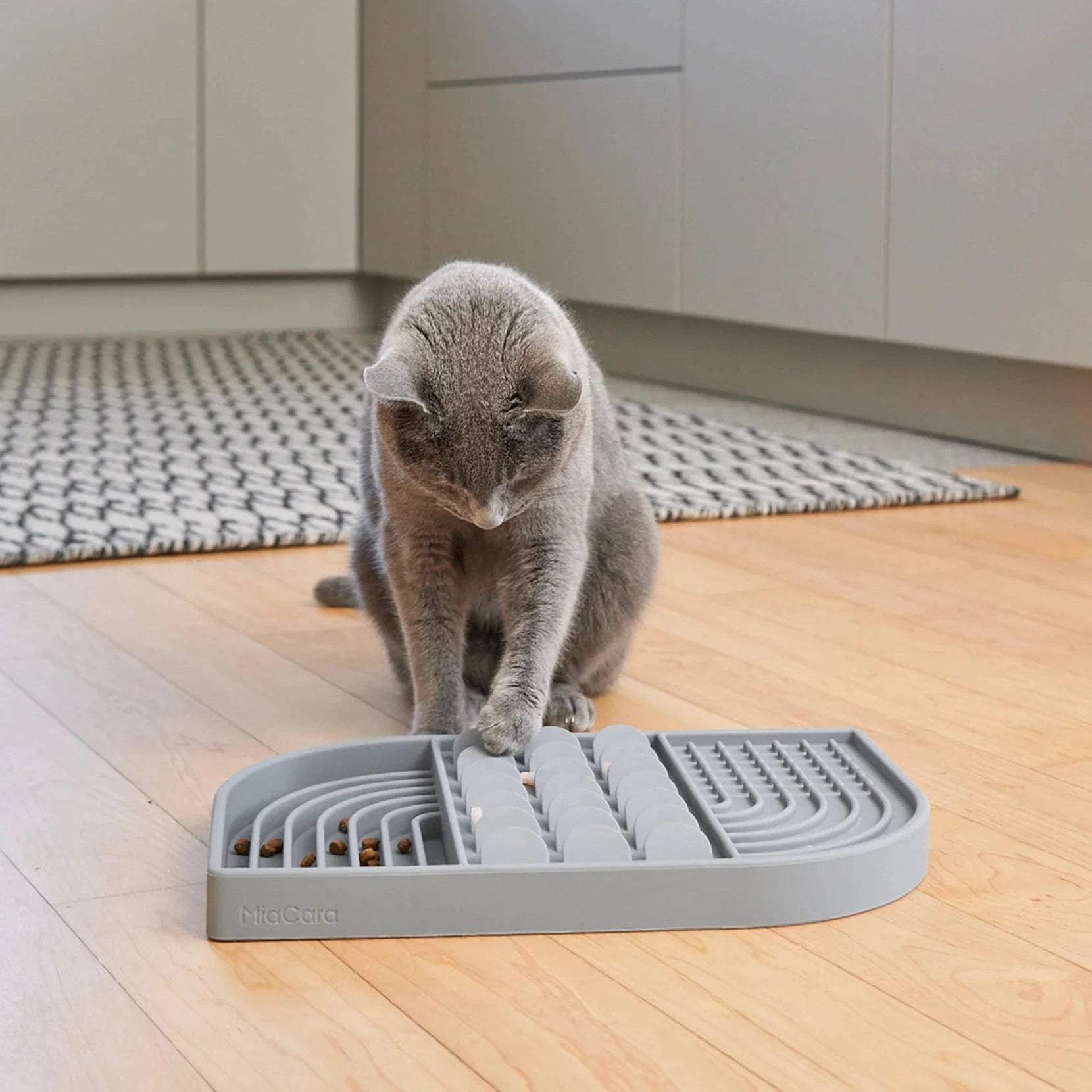 Aperitivo – Tapis d’activité design pour chat