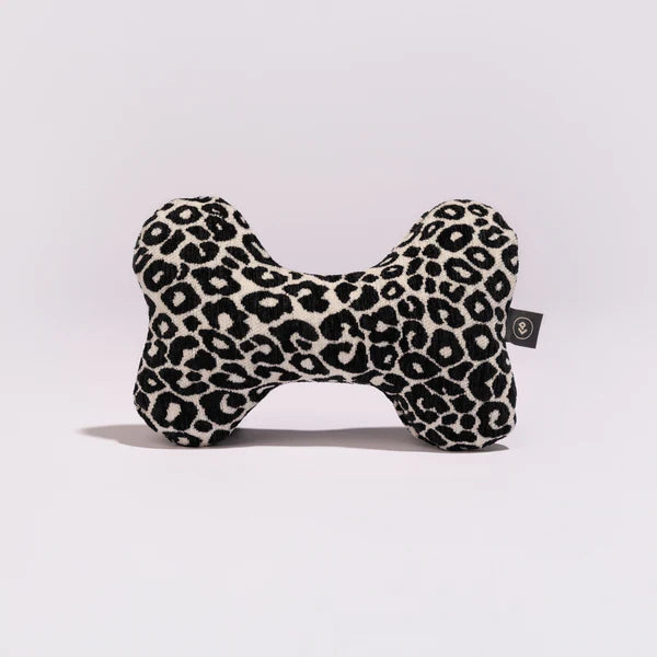 jouet pour chien doux et esthétique intérieur contemporain